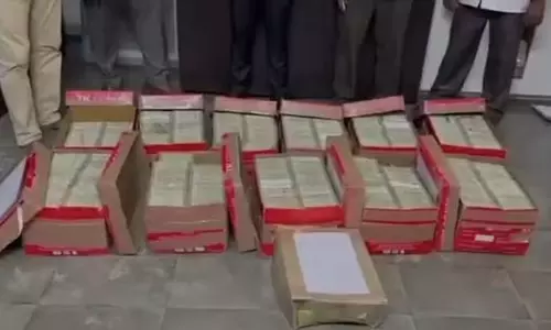 ஆந்திர மாநில மதுபான ஊழல் வழக்கு; அட்டைப் பெட்டிகளில் பதுக்கிய ரூ.11 கோடி பறிமுதல்