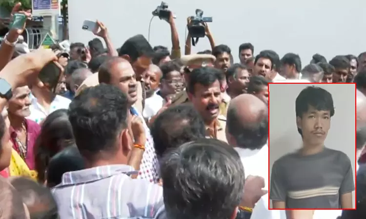 திருப்பூரில் சிறுமிக்கு பாலியல் தொல்லை: பள்ளியை முற்றுகையிட்டு உறவினர்கள் போராட்டம் திருப்பூரில் சிறுமிக்கு பாலியல் தொல்லை: பள்ளியை முற்றுகையிட்டு உறவினர்கள் போராட்டம்