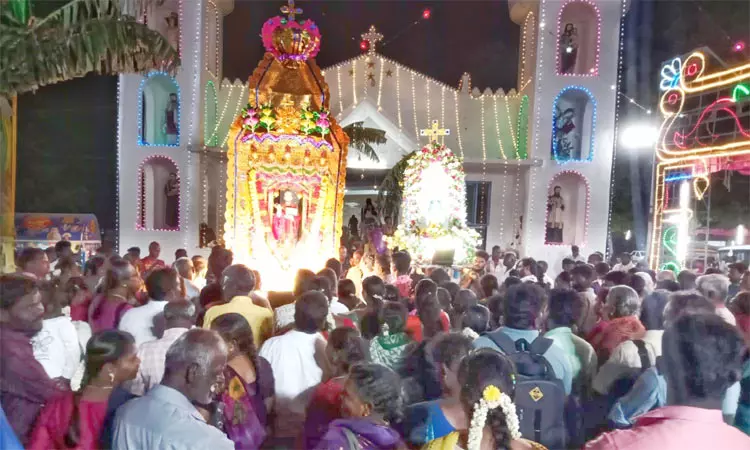 சாத்தூர்: நென்மேனி தூய இன்னாசியார் ஆலய தேர்பவனி சாத்தூர்: நென்மேனி தூய இன்னாசியார் ஆலய தேர்பவனி