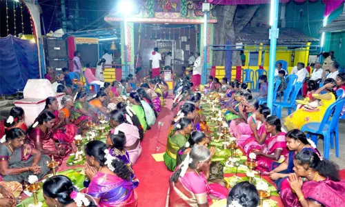 ஆறுமுகநேரி பத்ரகாளியம்மன் கோவிலில் 3 நாட்கள் கோலாகலமாக நடைபெற்ற கொடை விழா