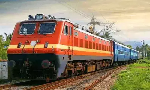 ஓணம் பண்டிகை...சென்னை சென்டிரல்-கொல்லம் இடையே வாராந்திர சிறப்பு ரெயில் ஓணம் பண்டிகை...சென்னை சென்டிரல்-கொல்லம் இடையே வாராந்திர சிறப்பு ரெயில்