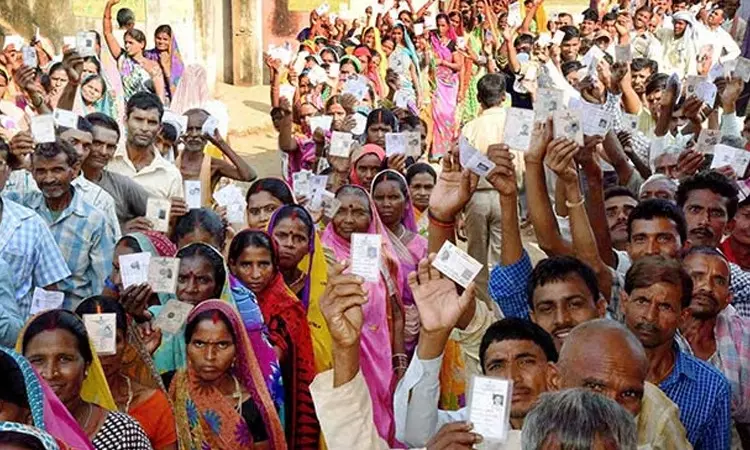 தமிழக வாக்காளர்களாகும் பீகார் மாநிலத்தினர்... அதிர்ச்சி தகவல்கள் தமிழக வாக்காளர்களாகும் பீகார் மாநிலத்தினர்... அதிர்ச்சி தகவல்கள்
