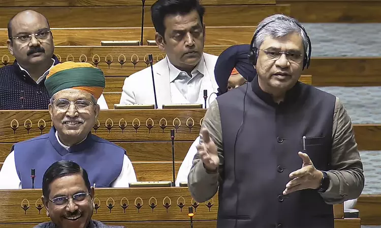 தமிழகத்தில் ரூ.22,800 கோடி ரெயில்வே திட்டங்களுக்கு அனுமதி - மத்திய மந்திரி தகவல்