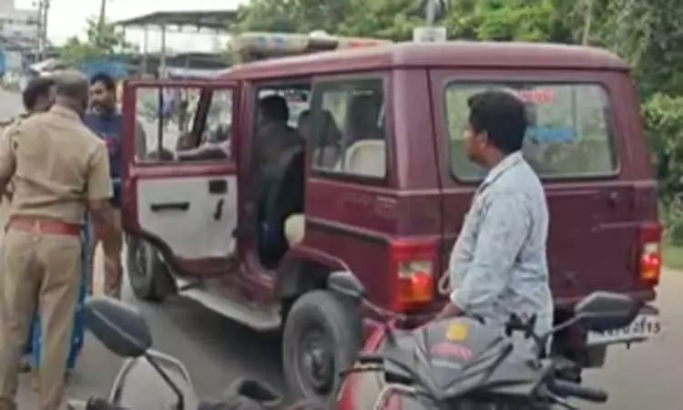 சென்னை திருவேற்காட்டில் ரியல் எஸ்டேட் தொழிலதிபர் வெட்டிக்கொலை - மர்ம நபர்கள் வெறிச்செயல்