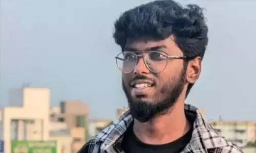 நெல்லையில் படுகொலை செய்யப்பட்ட கவின் உடலை வாங்க உறவினர்கள் சம்மதம் நெல்லையில் படுகொலை செய்யப்பட்ட கவின் உடலை வாங்க உறவினர்கள் சம்மதம்
