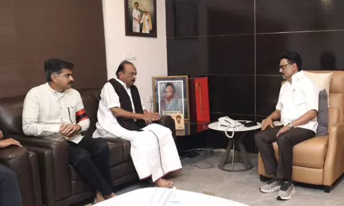 முதல்-அமைச்சர் மு.க.ஸ்டாலினுடன் மதிமுக பொதுச்செயலாளர் வைகோ சந்திப்பு முதல்-அமைச்சர் மு.க.ஸ்டாலினுடன் மதிமுக பொதுச்செயலாளர் வைகோ சந்திப்பு