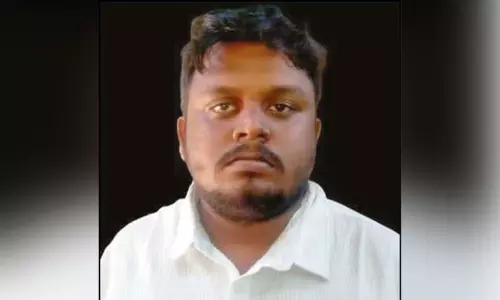 ரஷியாவில் படித்து வரும் மருத்துவ மாணவர்களுக்கு பணம் அனுப்புவதாக ரூ.5.90 கோடி மோசடி: டாக்டர் கைது ரஷியாவில் படித்து வரும் மருத்துவ மாணவர்களுக்கு பணம் அனுப்புவதாக ரூ.5.90 கோடி மோசடி: டாக்டர் கைது