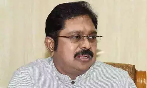 மேட்டூர் அணையில் இருந்து திறக்கப்பட்டு வீணாக கடலில் கலக்கும் நீரை பாசனத்திற்கு திருப்பிவிட வேண்டும்: டி.டி.வி.தினகரன்