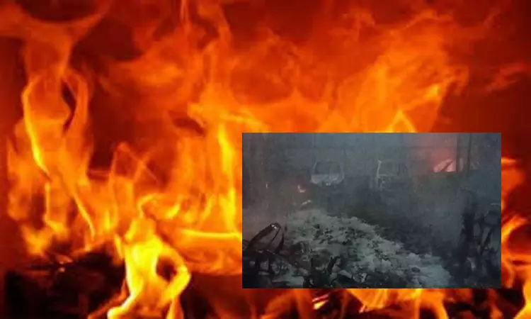 நாமக்கல்: கார் பழுது நீக்கும் நிலைய தீ விபத்தில் 7 கார்கள், 2 பைக்குகள் சேதம்