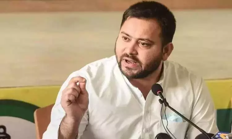 வாக்காளர் பட்டியலில் என் பெயரே இல்லை - ஆர்.ஜே.டி. தலைவர் தேஜஸ்வி யாதவ் வாக்காளர் பட்டியலில் என் பெயரே இல்லை - ஆர்.ஜே.டி. தலைவர் தேஜஸ்வி யாதவ்