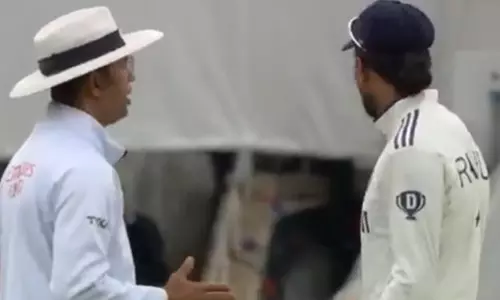 ரூட் - பிரசித் கிருஷ்ணா விவகாரம்: நடுவருடன் வாக்குவாதத்தில் ஈடுபட்ட கே.எல்.ராகுல்... என்ன நடந்தது..? ரூட் - பிரசித் கிருஷ்ணா விவகாரம்: நடுவருடன் வாக்குவாதத்தில் ஈடுபட்ட கே.எல்.ராகுல்... என்ன நடந்தது..?