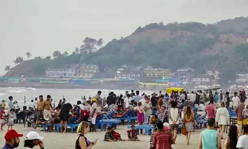 கோவாவில் சுற்றுலா பயணிகளுக்கு இடையூறு ஏற்படுத்தினால் ரூ. 1 லட்சம் வரை அபராதம் - மசோதா நிறைவேற்றம்