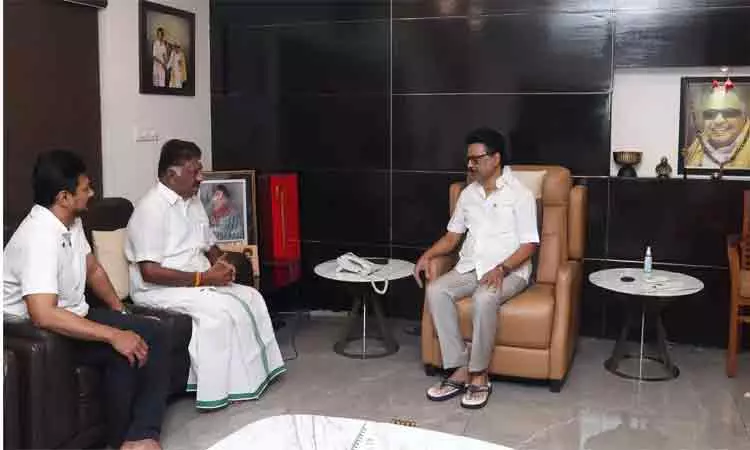 முதல்-அமைச்சர் மு.க.ஸ்டாலினை சந்தித்ததில் அரசியல் இல்லை - ஓ.பன்னீர் செல்வம்