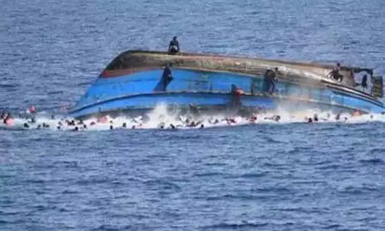 அகதிகள் சென்ற படகு கடலில் கவிழ்ந்து விபத்து - 68 பேர் பலி