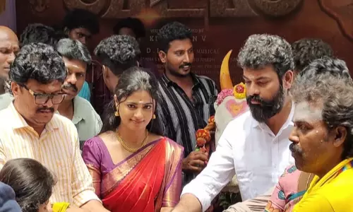 Vimals Vadam movie worship held at Masani Amman temple