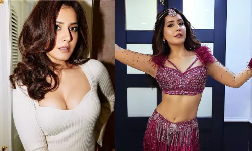 Raashii Khanna bags another Bollywood project