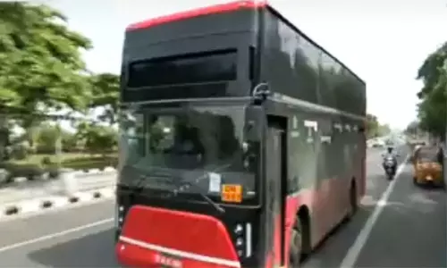 சென்னையில் 18 ஆண்டுகளுக்குப் பிறகு மீண்டும் வரும் டபுள் டக்கர் பஸ்கள் சென்னையில் 18 ஆண்டுகளுக்குப் பிறகு மீண்டும் வரும் டபுள் டக்கர் பஸ்கள்