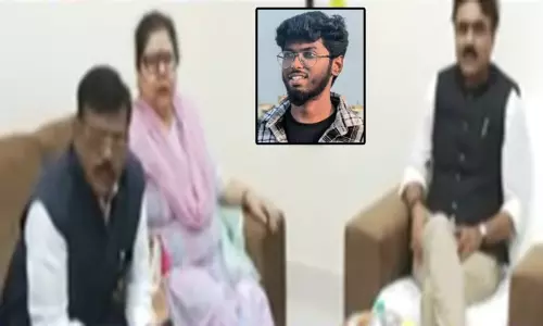 கவின் கொலை வழக்கு: நெல்லையில் தேசிய பட்டியலின ஆணையம் விசாரணை கவின் கொலை வழக்கு: நெல்லையில் தேசிய பட்டியலின ஆணையம் விசாரணை