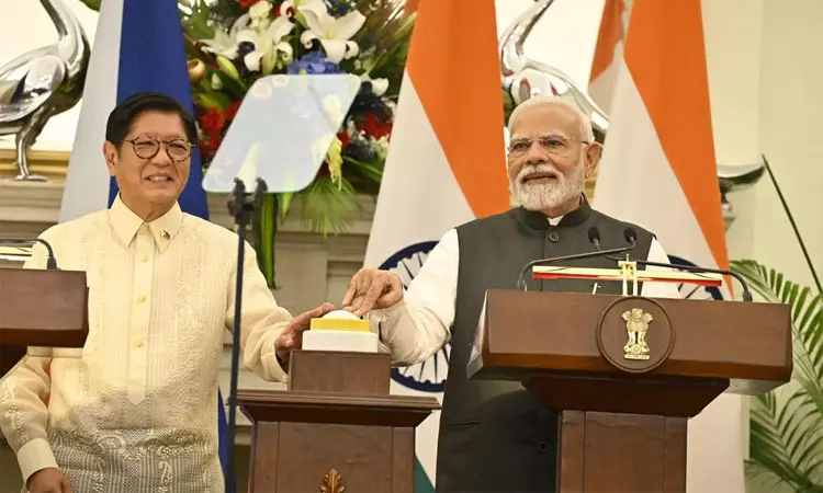 பிலிப்பைன்ஸ் சுற்றுலா பயணிகளுக்கு இலவச விசா-  பிரதமர் மோடி அறிவிப்பு