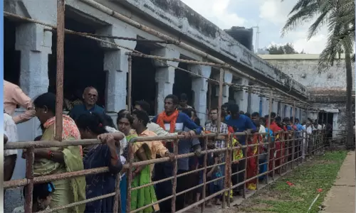 ஆடி 3-வது செவ்வாய்: குமரி மாவட்ட அம்மன் கோவில்களில் சிறப்பு வழிபாடு ஆடி 3-வது செவ்வாய்: குமரி மாவட்ட அம்மன் கோவில்களில் சிறப்பு வழிபாடு