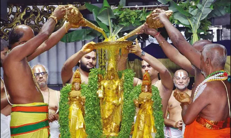 திருப்பதி ஏழுமலையான் கோவிலில் பவித்ரோற்சவம் திருப்பதி ஏழுமலையான் கோவிலில் பவித்ரோற்சவம்