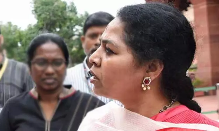 டெல்லியில் மயிலாடுதுறை எம்.பி. சுதாவிடம் நகை பறித்தவர் கைது: நகை மீட்பு டெல்லியில் மயிலாடுதுறை எம்.பி. சுதாவிடம் நகை பறித்தவர் கைது: நகை மீட்பு