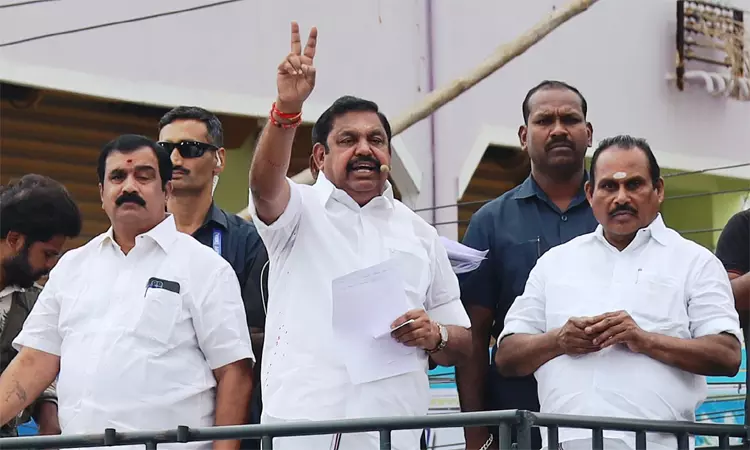 தமிழகத்தில் எங்கே இருக்கிறது சட்டம் ஒழுங்கு? எடப்பாடி பழனிசாமி கேள்வி தமிழகத்தில் எங்கே இருக்கிறது சட்டம் ஒழுங்கு? எடப்பாடி பழனிசாமி கேள்வி