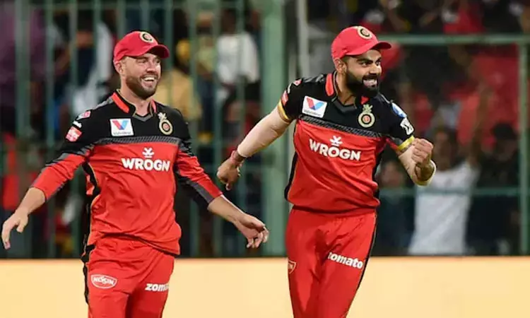 ஆல்டைம் ஐ.பி.எல் பிளேயிங் லெவனை அறிவித்த டி வில்லியர்ஸ்... கேப்டன் யார் தெரியுமா..?