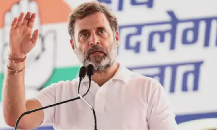 அதானி விவகாரத்தில் மோடியின் கைகள் கட்டப்பட்டுள்ளன - ராகுல்காந்தி அதானி விவகாரத்தில் மோடியின் கைகள் கட்டப்பட்டுள்ளன - ராகுல்காந்தி