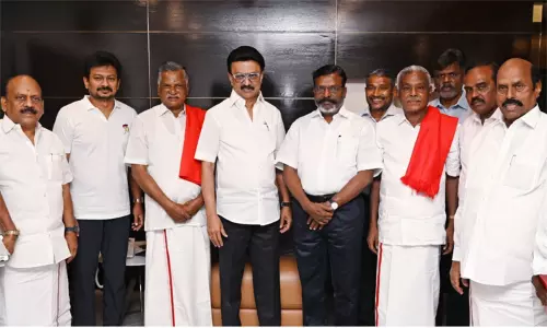 முதல்-அமைச்சர் மு.க.ஸ்டாலின் உடன் பேசியது என்ன..? - கூட்டணி கட்சி தலைவர்கள் விளக்கம் முதல்-அமைச்சர் மு.க.ஸ்டாலின் உடன் பேசியது என்ன..? - கூட்டணி கட்சி தலைவர்கள் விளக்கம்