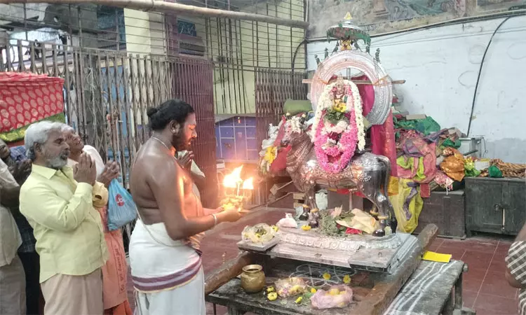 சிவன் கோவில்களில் பிரதோஷ வழிபாடு