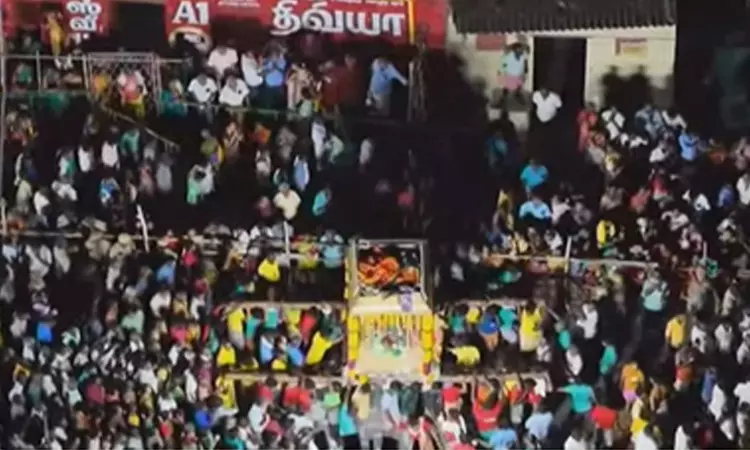 சங்கரன்கோவிலில் ஆடித்தபசு திருவிழா கோலாகலம்: லட்சக்கணக்கான பக்தர்கள் சாமி தரிசனம் சங்கரன்கோவிலில் ஆடித்தபசு திருவிழா கோலாகலம்: லட்சக்கணக்கான பக்தர்கள் சாமி தரிசனம்