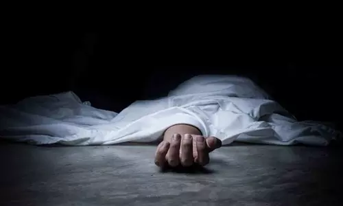 சிறுமிக்கு பாலியல் தொல்லை கொடுத்தவர் அடித்துக்கொலை: இறந்த நபர் யார்? - போலீஸ் விசாரணை