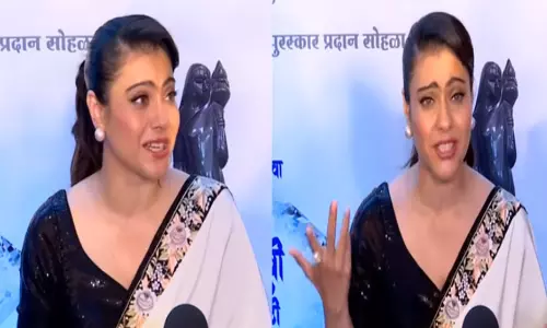 இந்தியில் பேச மறுத்த நடிகை கஜோல் இந்தியில் பேச மறுத்த நடிகை கஜோல்