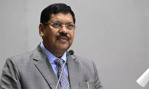 அனுமதிக்கப்பட்ட நேரத்திற்குள் அரசு வீட்டை காலி செய்துவிடுவேன் - சுப்ரீம் கோர்ட்டு தலைமை நீதிபதி பேச்சு அனுமதிக்கப்பட்ட நேரத்திற்குள் அரசு வீட்டை காலி செய்துவிடுவேன் - சுப்ரீம் கோர்ட்டு தலைமை நீதிபதி பேச்சு