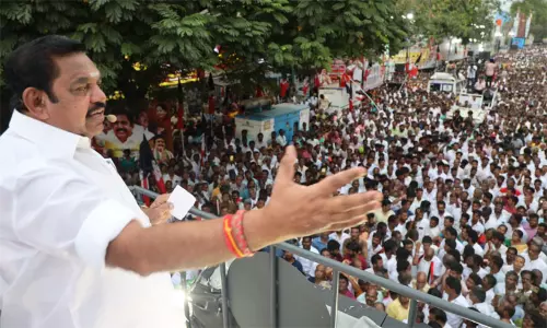திமுகதான் போலி வாக்காளர்களை இணைக்கிறது: எடப்பாடி பழனிசாமி விமர்சனம் திமுகதான் போலி வாக்காளர்களை இணைக்கிறது: எடப்பாடி பழனிசாமி விமர்சனம்