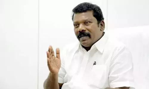 இலங்கை கடற்படையால் 8 பேர் கைது: இரு நாட்டு மீனவர்கள் சந்திப்புக்கு ஏற்பாடு செய்ய வேண்டும் - செல்வப்பெருந்தகை இலங்கை கடற்படையால் 8 பேர் கைது: இரு நாட்டு மீனவர்கள் சந்திப்புக்கு ஏற்பாடு செய்ய வேண்டும் - செல்வப்பெருந்தகை