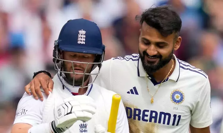 டக்கெட்டை அவுட்டாக்கியதும் அவரது தோளில் கைபோட்டு கூறியது இதுதான் - ஆகாஷ் தீப் விளக்கம்