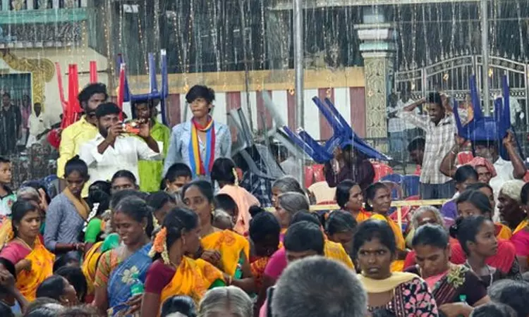 பூம்புகார்: பாமக மகளிர் மாநாட்டில் திடீரென மழை... ... இன்றைய முக்கிய செய்திகள் சில வரிகளில்.. 10-08-2025