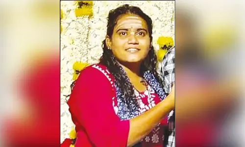 ‘ராகிங்’ கொடுமையால் கல்லூரி மாணவி தூக்குப்போட்டு தற்கொலை