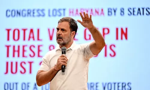 ஓட்டுத் திருட்டுக்கு எதிராக குரல் கொடுக்க மக்களுக்கு ராகுல் காந்தி அழைப்பு ஓட்டுத் திருட்டுக்கு எதிராக குரல் கொடுக்க மக்களுக்கு ராகுல் காந்தி அழைப்பு