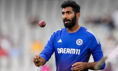 தெரியாமல் யாரும் இப்படி பேசக்கூடாது - பும்ராவுக்கு இந்திய முன்னாள் பயிற்சியாளர் ஆதரவு