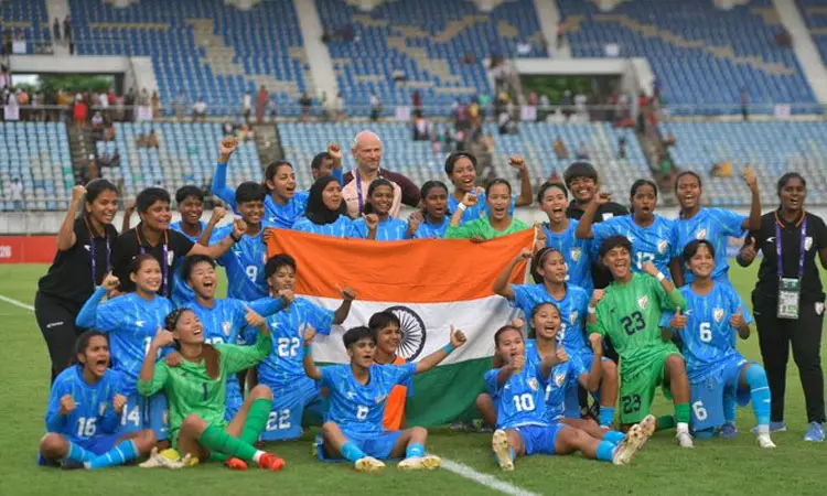 ஆசிய கோப்பைக்கு தகுதி பெற்ற ஜூனியர் மகளிர் அணி.. பரிசுத்தொகை அறிவித்த இந்திய கால்பந்து சம்மேளனம்