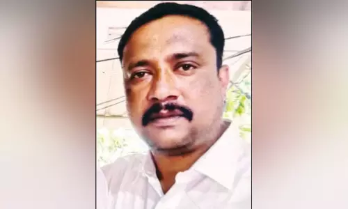 கொலை வழக்கை சரியாக விசாரிக்காததால் சூலூர் இன்ஸ்பெக்டர் பணியிடை நீக்கம் கொலை வழக்கை சரியாக விசாரிக்காததால் சூலூர் இன்ஸ்பெக்டர் பணியிடை நீக்கம்