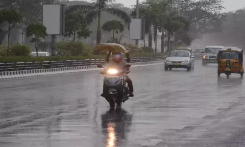 பிற்பகல் 1 மணி வரை எந்தெந்த மாவட்டங்களில் மழைக்கு வாய்ப்பு..?