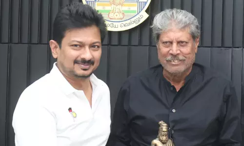 துணை முதல்-அமைச்சர் உதயநிதி ஸ்டாலினுடன் கபில்தேவ் சந்திப்பு