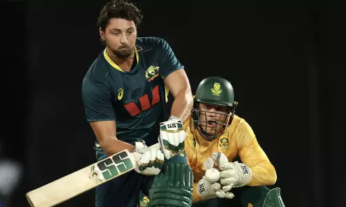 2-வது டி20: அபார பந்துவீச்சு.. ஆஸ்திரேலியாவை வீழ்த்தி தென் ஆப்பிரிக்கா வெற்றி