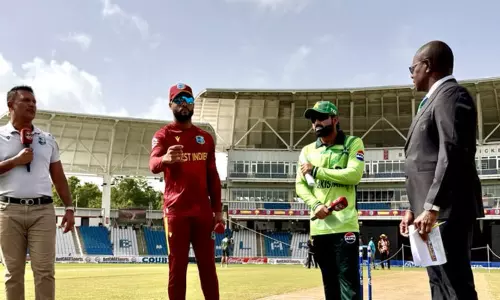 கடைசி ஒருநாள் போட்டி: வெஸ்ட் இண்டீசுக்கு எதிராக டாஸ் வென்ற பாகிஸ்தான் பந்துவீச்சு தேர்வு கடைசி ஒருநாள் போட்டி: வெஸ்ட் இண்டீசுக்கு எதிராக டாஸ் வென்ற பாகிஸ்தான் பந்துவீச்சு தேர்வு