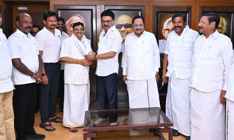 திமுகவில் இணைந்தார் மைத்ரேயன்... அதிமுக மீது பரபரப்பு குற்றச்சாட்டு