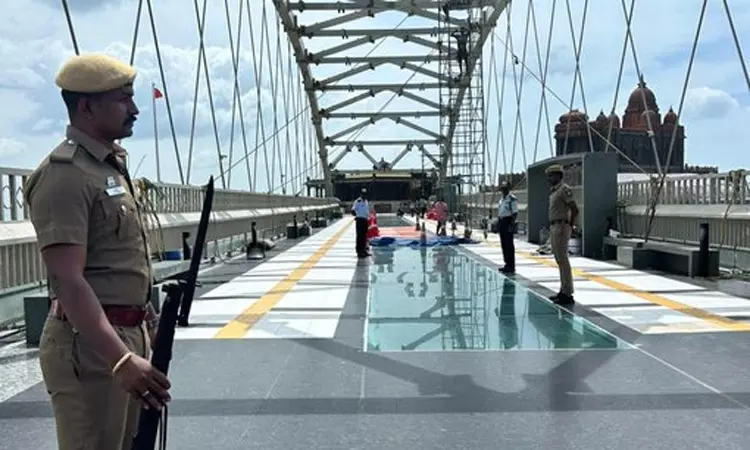 சுதந்திர தினத்தையொட்டி குமரி கடல் நடுவே அமைந்துள்ள... ... இன்றைய முக்கிய செய்திகள் சில வரிகளில்.. 13-08-2025